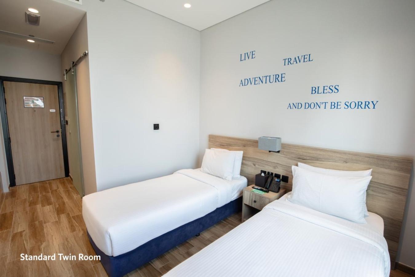 Kingsgate Canal Hotel By Millennium Dubai Rom bilde